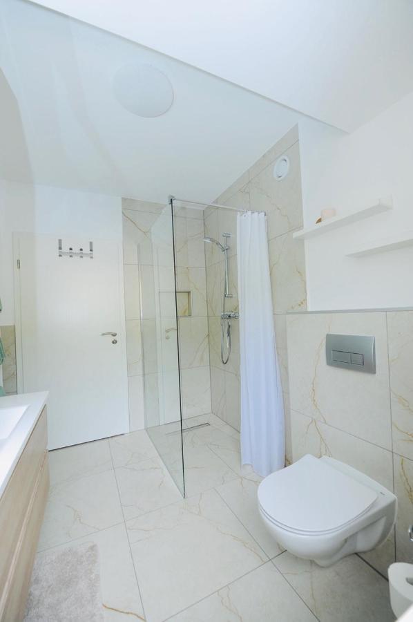 Neu - Premium-Ferienhaus Mosel-Sonne Traben-Trarbach Exterior photo